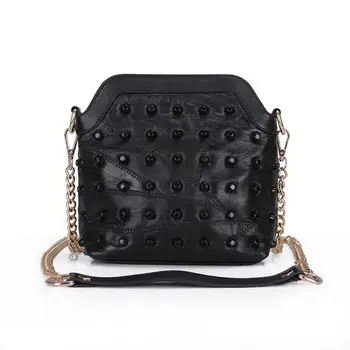 

High Quality Handbags Women Messenger Bags Sheepskin Genuine Leather Rivet Women Bags Handbags Casual Ladies Shoulder Travel Bag