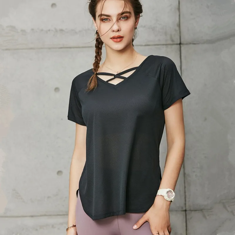 

CretKoav 2019 Breathable Quick-dry Short Sleeve V-Neck Running T-Shirt Mesh Reversible Yoga Sport T-shirt Loose Fitness Tees Top