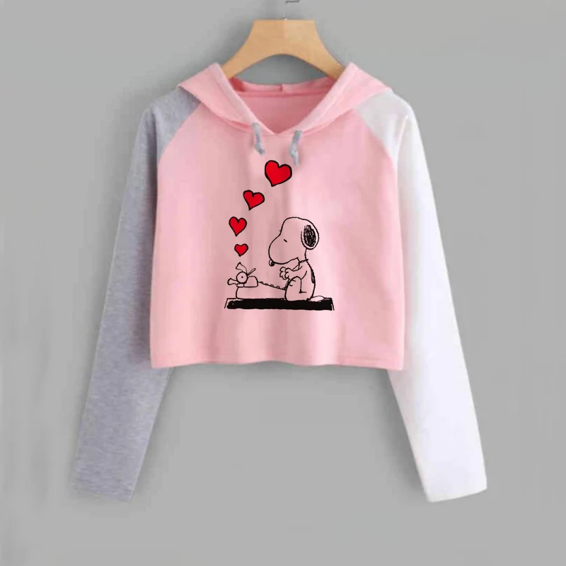 Снупи Обрезанные Hoodie Harajuku для женщин мультфильм Розовый пуловер Топ укороченный дамы с длинным рукавом осенняя одежда tumblr