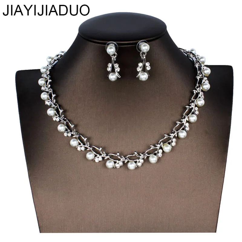 

jiayijiaduo Classic Imitation Pearl Jewelry Set for Women's Wedding Jewelry Accessories Necklace Earrings Set dropshipping