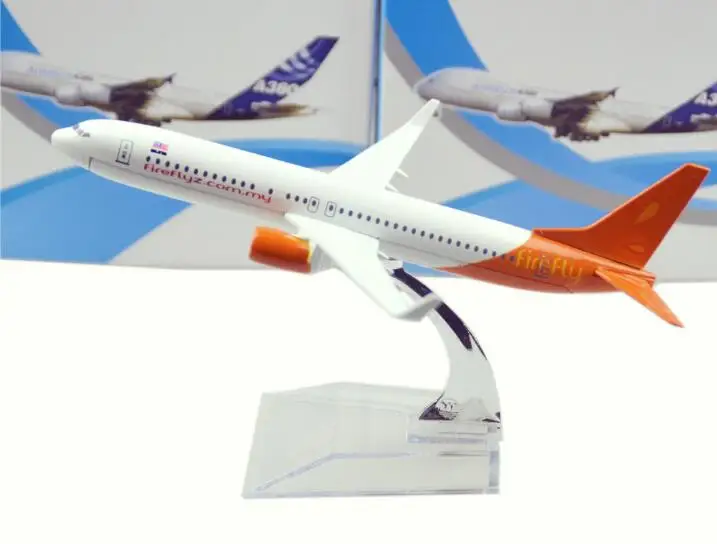 Модель самолета LE4 16 см Φ Airlines B737 Боинг 737 800 модель со стойкой в подарок|Вертолеты