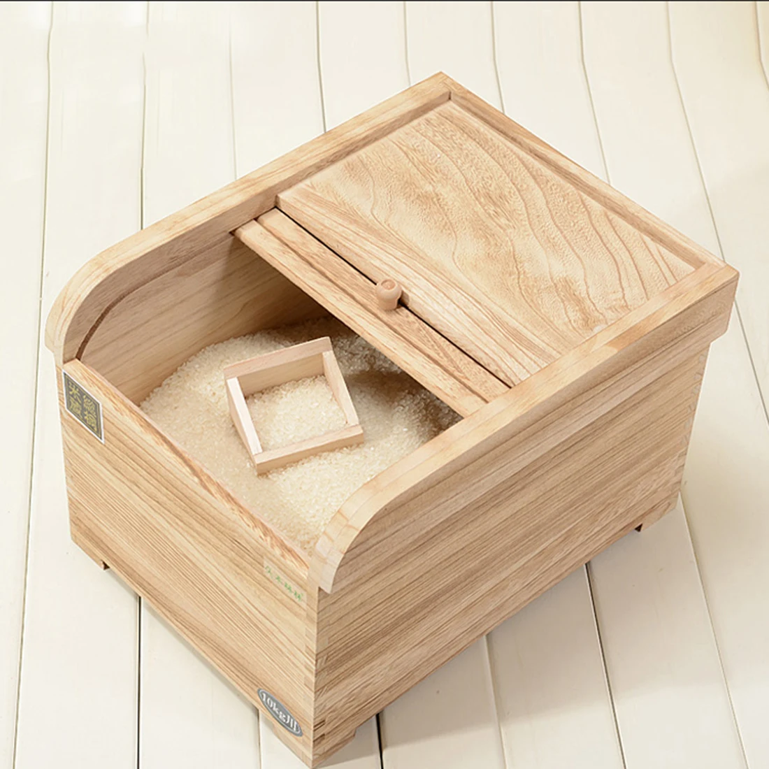 

HIPSTEEN Durable Wooden Shuttered Rice Storage Bin Environmental Kitchen Storage Box with Cover