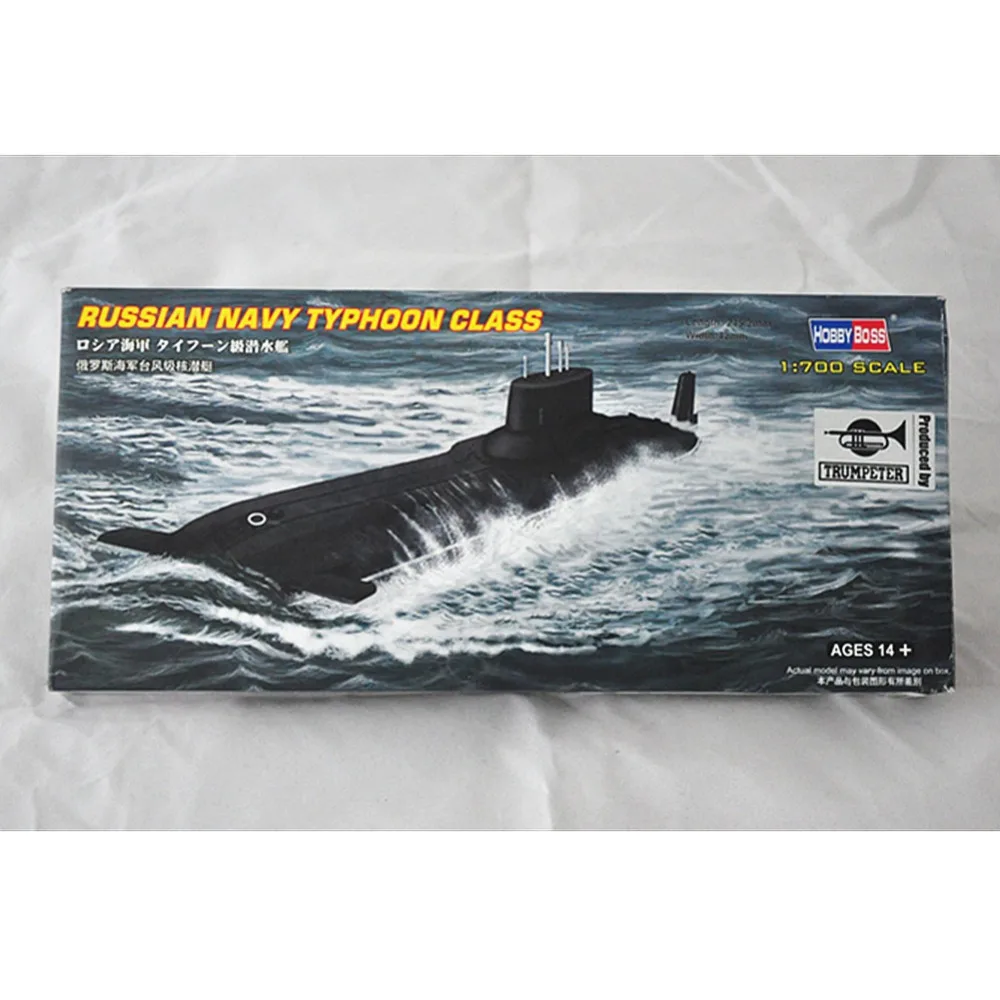 1x High Quality Trumpeter HobbyBoss Model Kit 1/700 Russian Navy