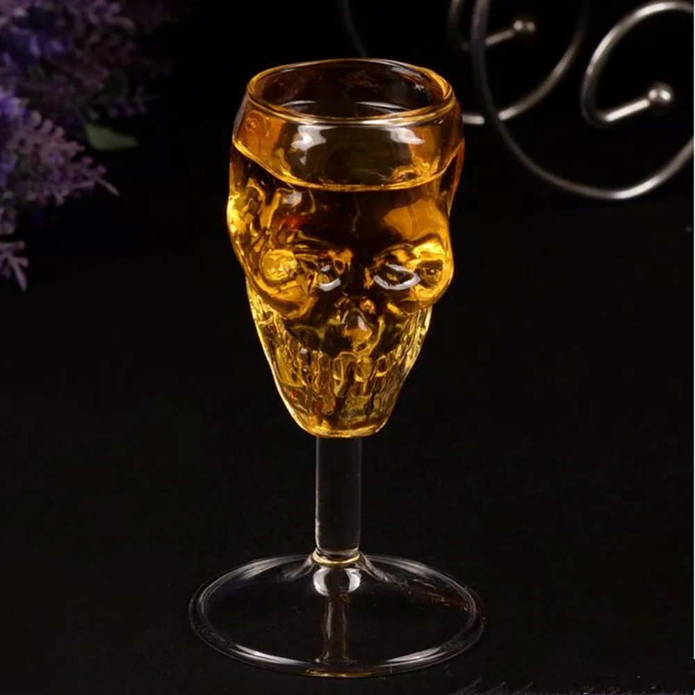 

2PCS New Creative 3D Horror Skull Goblet Borosilicate Glass of Red Wine/Whiskey Spirits Mini Cup for Halloween Party/Theme Bar