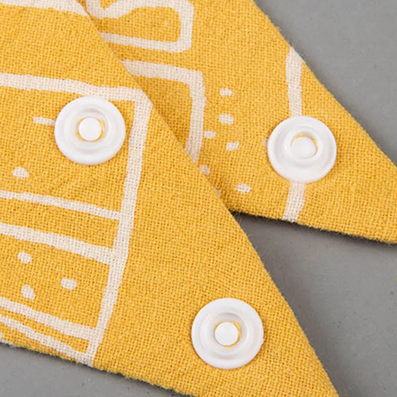 Cotton Linen Triangular Baby Bandana Bibs Cute Cat Pattern Infant Boys Girls Absorbent Burp Cloth for Drooling and Teething Saliva Towel (9)