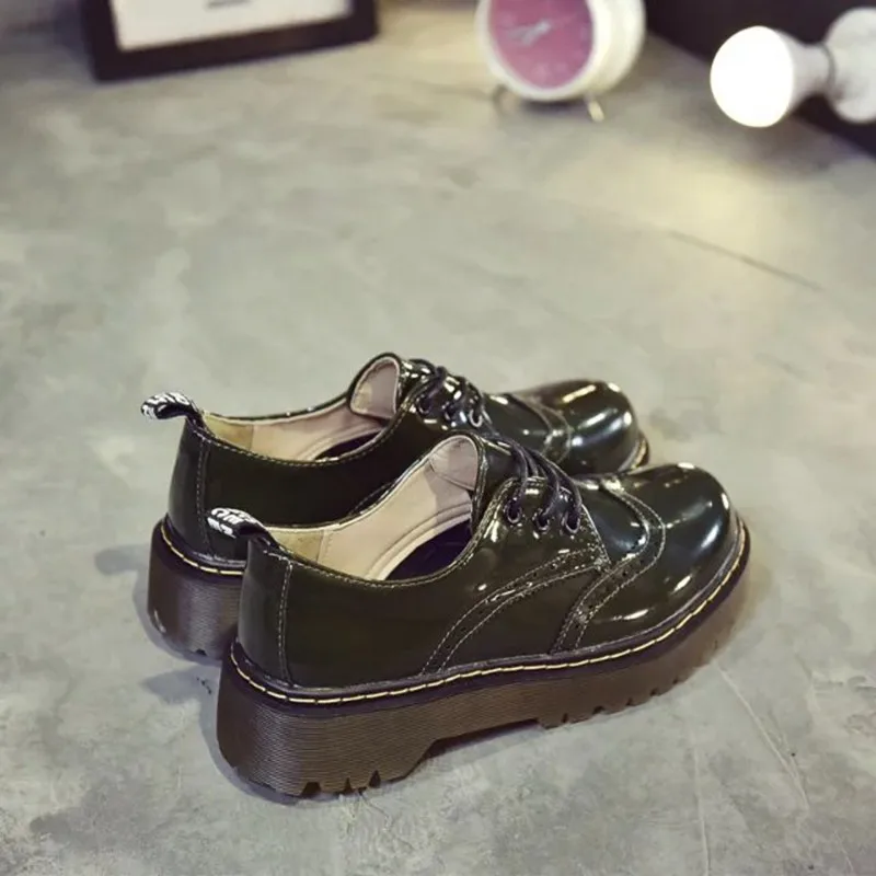 COOTELILI Designer Shoes Women Luxury 2018 Brogue Flat Platform Shoes Woman 4cm Heel PU Leather Lace-Up Ladies Shoes Flats 35-40 (6)