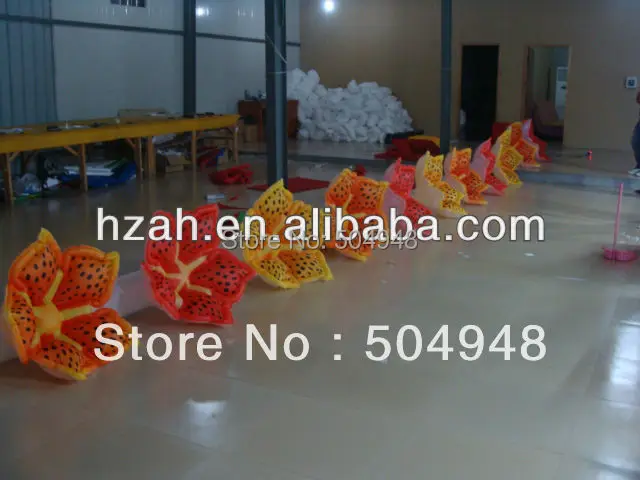 

Beauty Inflatable Flower Chain for Wedding