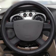 Car-styling Cuero cosido A Mano cubierta Del Volante Del Coche Cubre para Ford Kuga 2008-2011 Focus 2 2005-2011 accesorios Del Coche