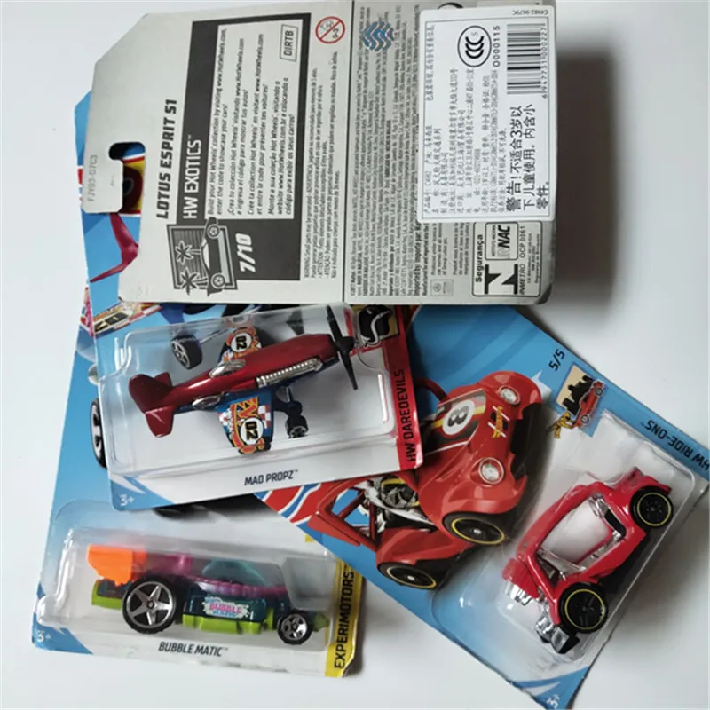 Случайные 4 штуки Hotwheels мини металлический автомобиль hotwheel трек гоночный Спорт