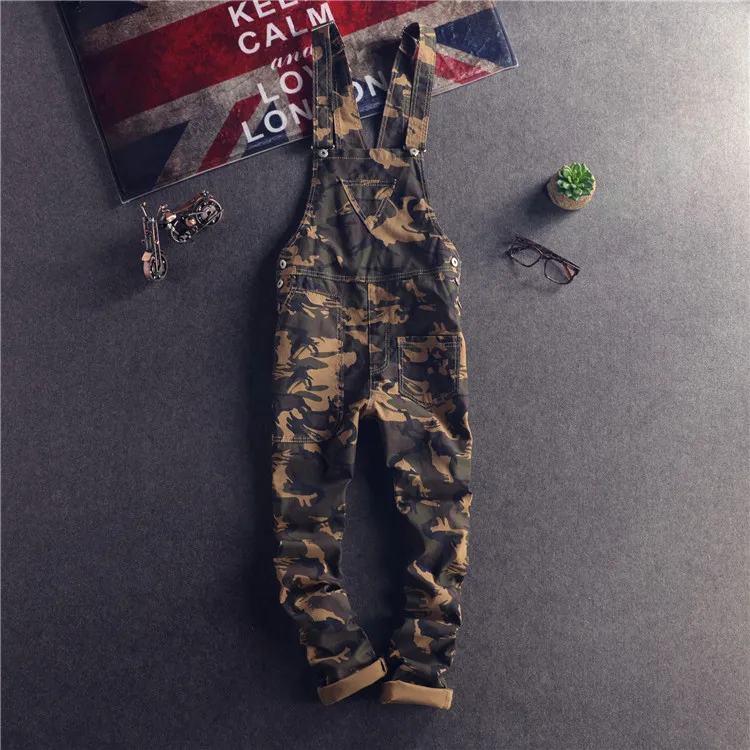 

High Quality Men's Camouflage cargo Jumpsuits Hiphop Casual Bib Overalls Jeans Men Skinny Designer Suspender Pants 102402