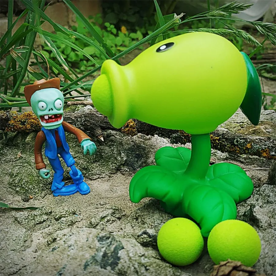 

2~4 PVZ sets of combination Plants vs Zombies figures toys vivid pea sunflower toy Peashooter PVC Gifts Toys