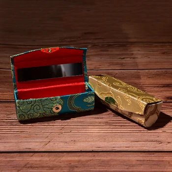 

1pcs Portable Embroidered Lipstick Case Storage Retro Flower Design Lipstick Display Box With Mirror Jewelry Holder Random