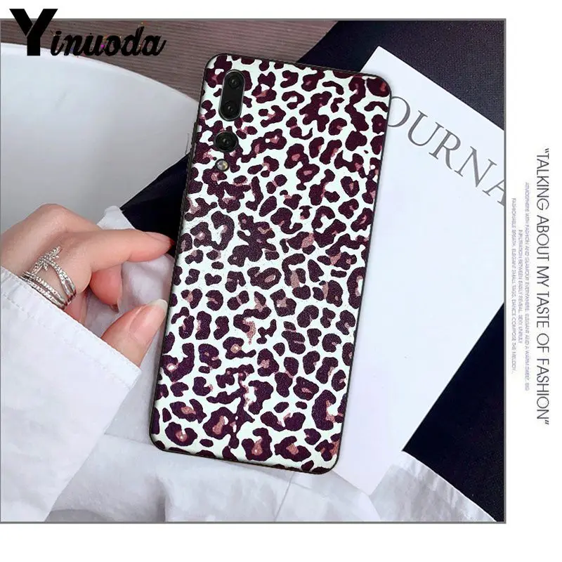 giraffe leopard tiger zebra Wild Print