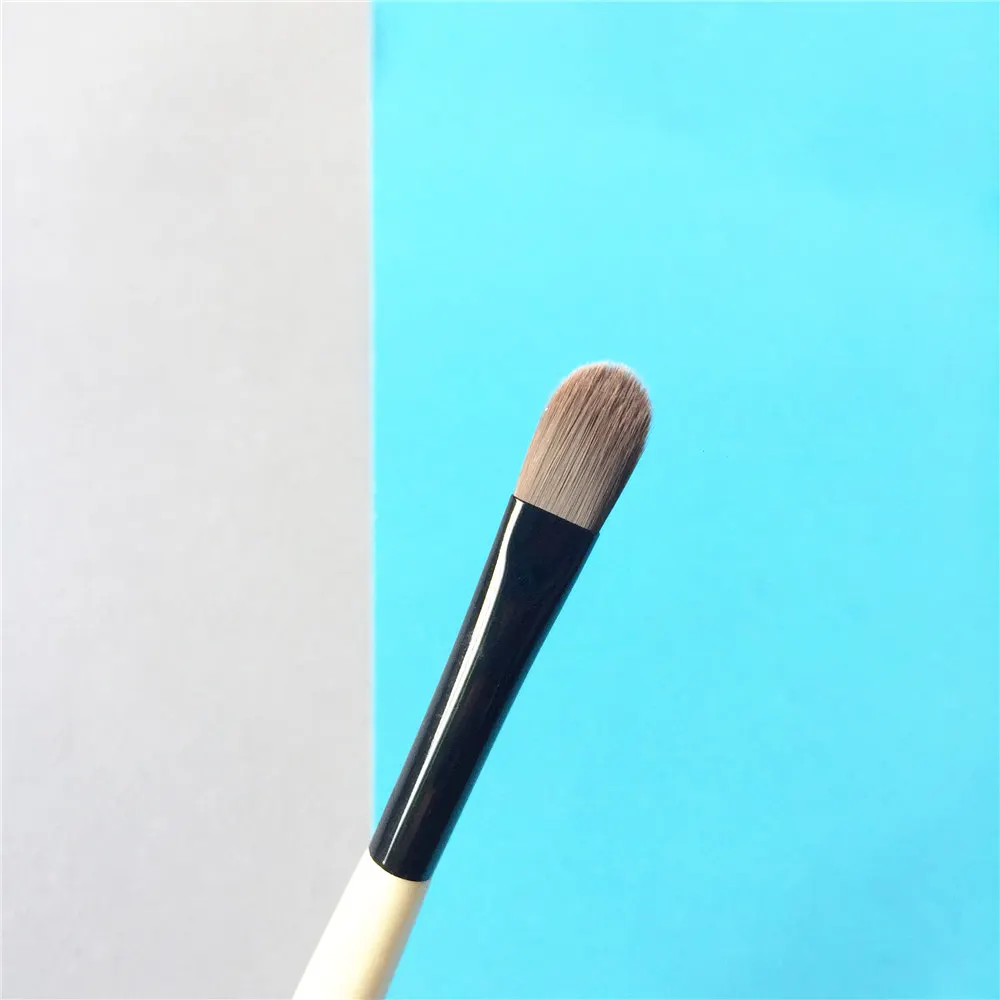 BOBBI BROWN Cream Shadow Brush _ 2