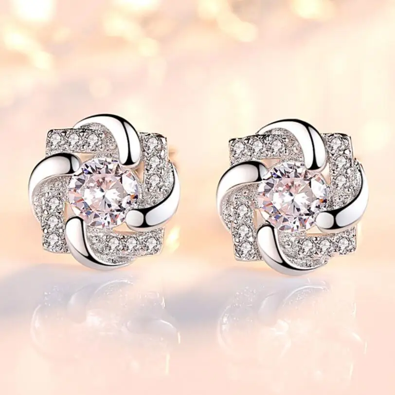 

2019 Silver Color Zircon Crystal Corner Stud Earrings For Women New Brincos Flower Four-Leaf Clover Earrings Fashion Jewelry