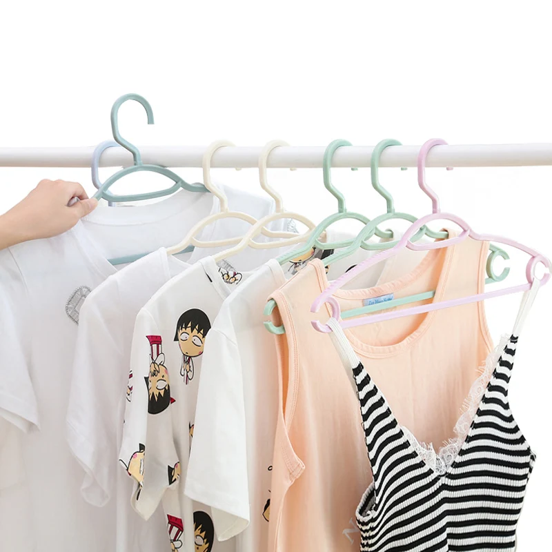 Continental Portable Foldable Cloth Hanger Racks Bathroom Rack Traveling Plastic Clothespin