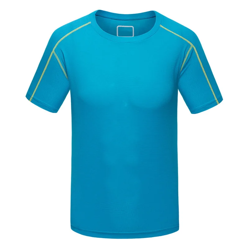 Спортивное поло. Спортивные футболки однотонные мужские. Футболка для фитнеса мужская. Однотонное поло. Футболка спортивная дышащая.