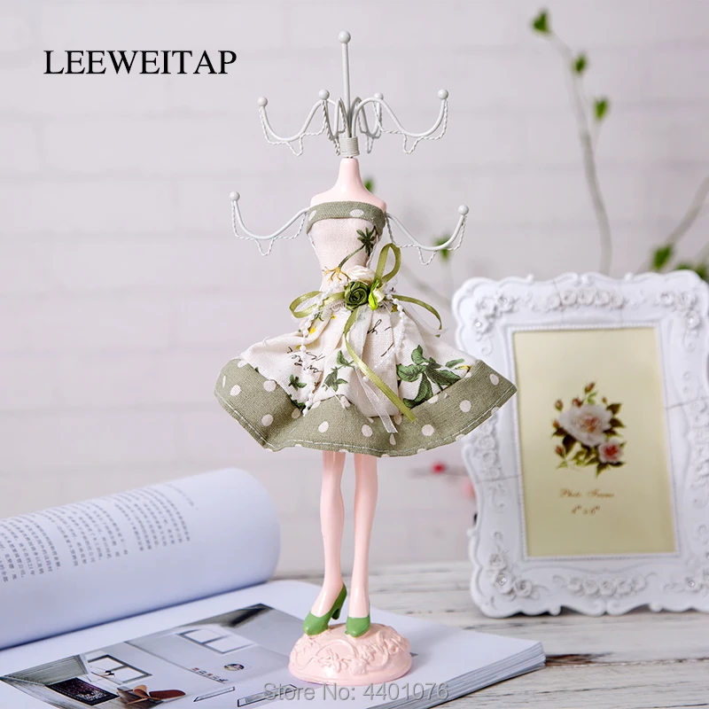 

decorative frame European iron painting model jewelry stand window dressing table for friends and colleagues birthday holiday