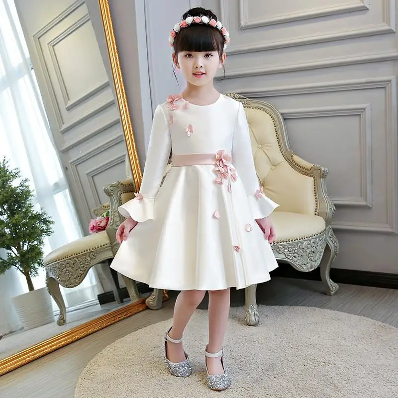 

2019 Baby Girl Lace Appliques Princess Wedding Party Dress Kids Girl Elegant Beads Prom Gown Children Bow Pleated Vestido Q672