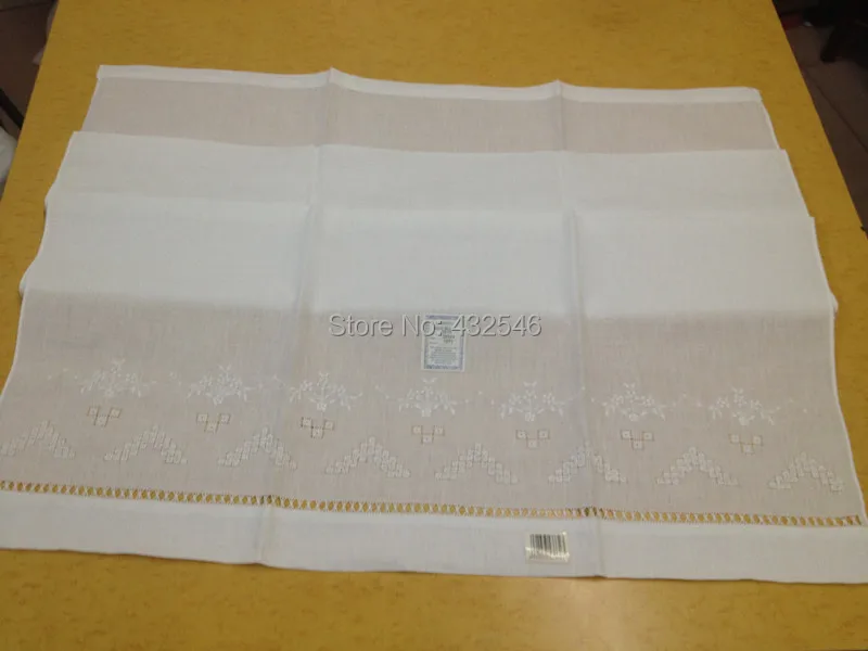  Novelty Unisex Handkerchiefs 12PCS/Lot70*102CM White linen Handkerchief Embroidered Floral Vintage 