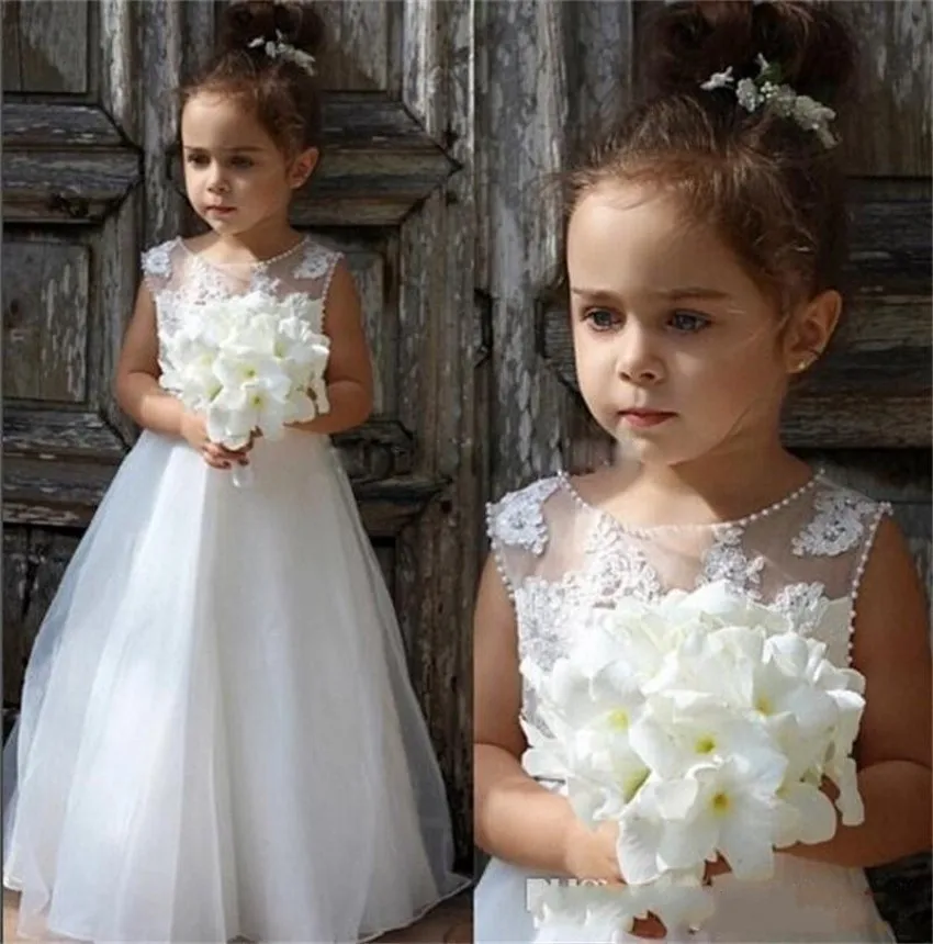 2017 New Flower Girl Dresses White/Ivory Beading Sleeveless O-neck Formal A-Line Communion Gowns for Junior Weddings Vestidos