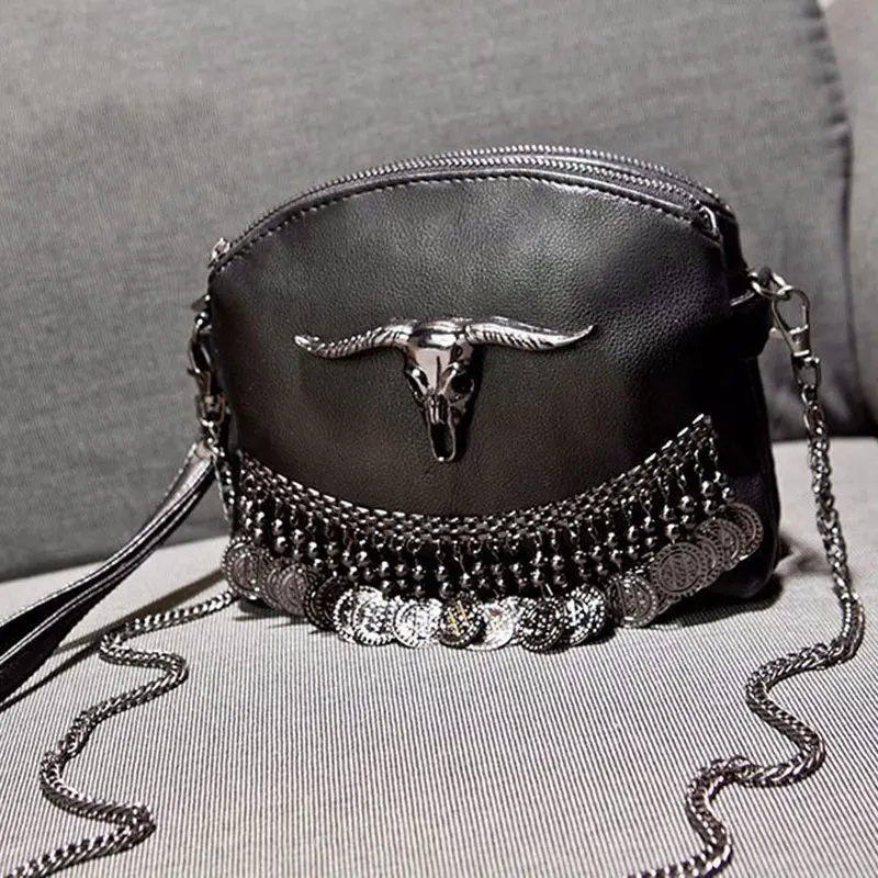 2017 Punk designer women tassel skull chain bag PU leather solid color messenger bag fashion vintage women shoulder bag handbag