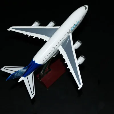 20 см Синий Мигающий Вытяните Назад Самолет Модель Прототипа Air Airbus 380 A380