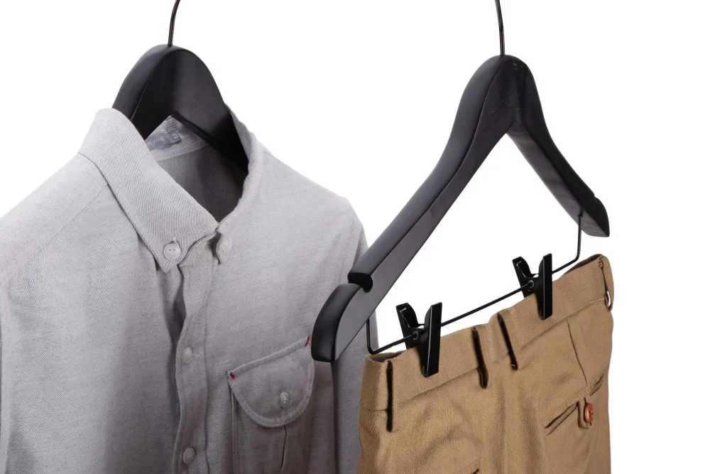 

Exclusive customized! Deluxe Thick Black Wooden Suits Hanger with Clips. (3 Pieces/ Lot)