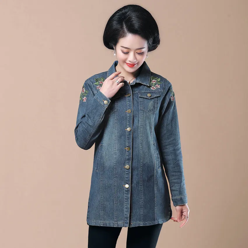 Women Denim Shirt Женские весенние джинсовые рубашки с цветочной вышивкой Топы женские повседневные джинсы Блузка синяя рубашка для отдыха для мамы плюс размер Блузка 4XL - Цвет: Women Denim Shirt