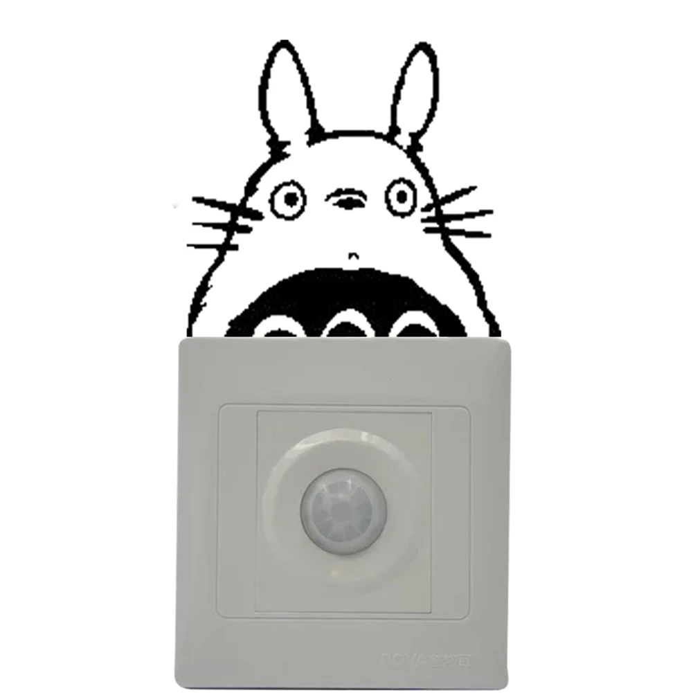 Виниловая наклейка Totoro для выключателя стикеры на стену в виде кота детской