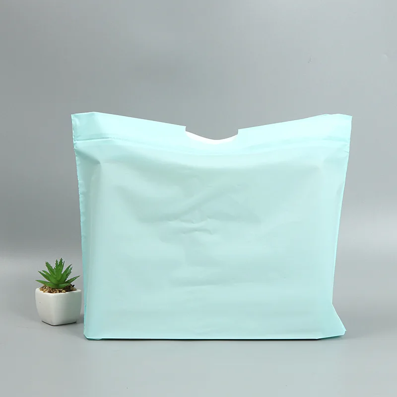 200pcs-lot-Creative-design-Frosted-Drawstring-Bag-Plastic-Bag-Clothing-Gift-Bag (2)