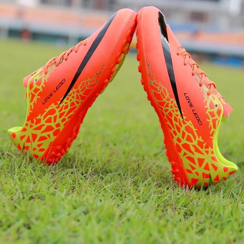 LEOCI Профессиональный обувь для мальчиков Футбол футбольные бутсы Одежда высшего качества TF Turf резиновой подошве бутсы спортивные Кро