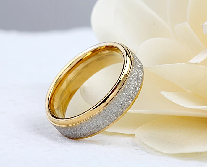 free shipping Women Men Ring Shine Stainless Steel Ring gold color Dull