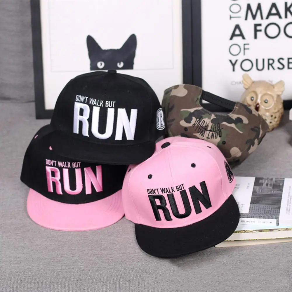 

2019 Embroidery Letter Run Women Men Baseball Cap Unisex Adjustable Streetwear Bone Hat Solid Cotton Hip Hop Snapback Caps