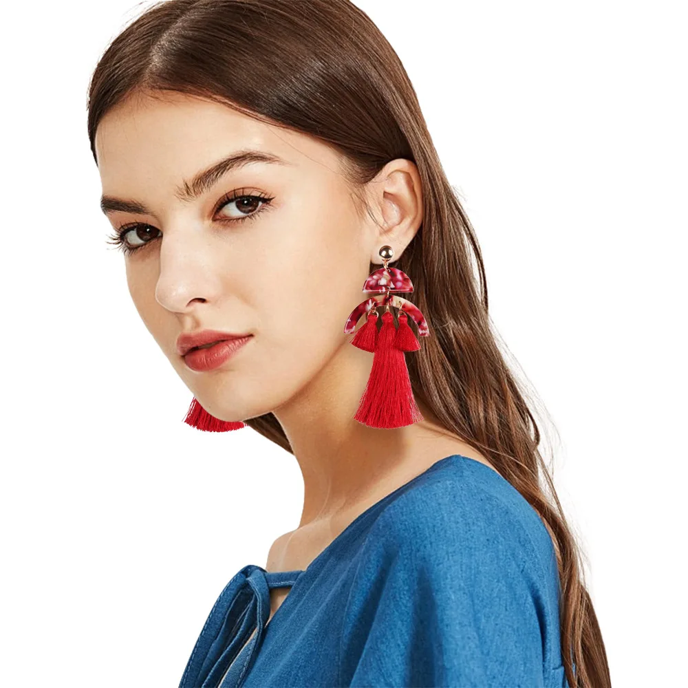 

Tassel earrings temperament semicircle A party of jewelry The girl a gift Mature women Holiday gifts beautiful