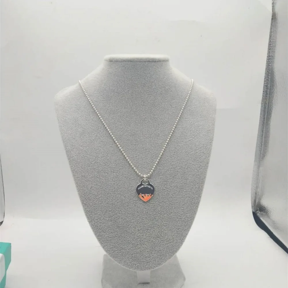 

TIFF 925% pure silver sweater chain in Europe and in the original real orange silver 2 mm round bead necklace gift