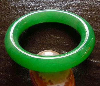 

Natural jade bracelet