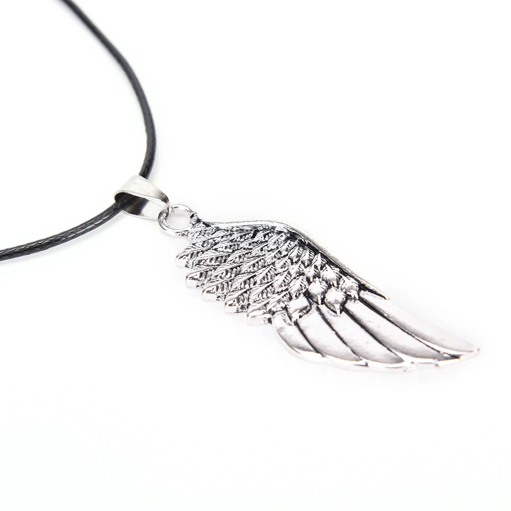 

57mm Men Choker Necklaces Stainless Steel Vintage Gothic Feather Angel Wing Pendants Necklace Silver Tone Jewelry 1pcs