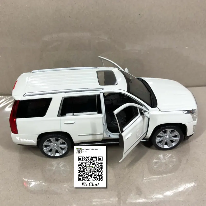 WELLY 1/24 масштабная модель автомобиля игрушки Cadillac Escalade SUV литая под давлением металлическая модель автомобиля игрушка для коллекции, подарка, детей