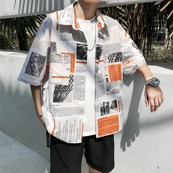 

2019 Summer Men's New Pattern Newspaper Printing Shirt Cotton Clothes Short Sleeve Hawaiian Mens Fashion White Color Shirts
