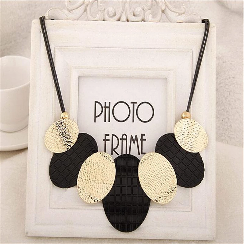 

ZOSHI Choker Maxi Necklaces For Women Oval Geometric Pendant Leather Necklaces & Pendants Bijoux Fashion Necklaces & Pendants