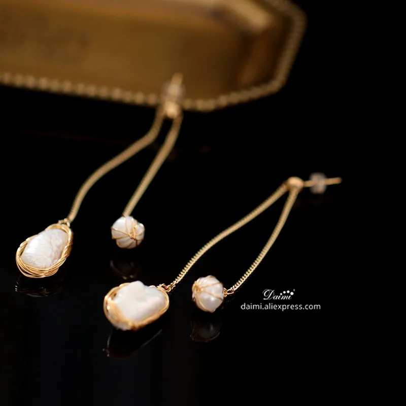 

DAIMI Temperament Versatile Earrings Handmade Designer Jewelry Freshwater Pearl Drop Earrings