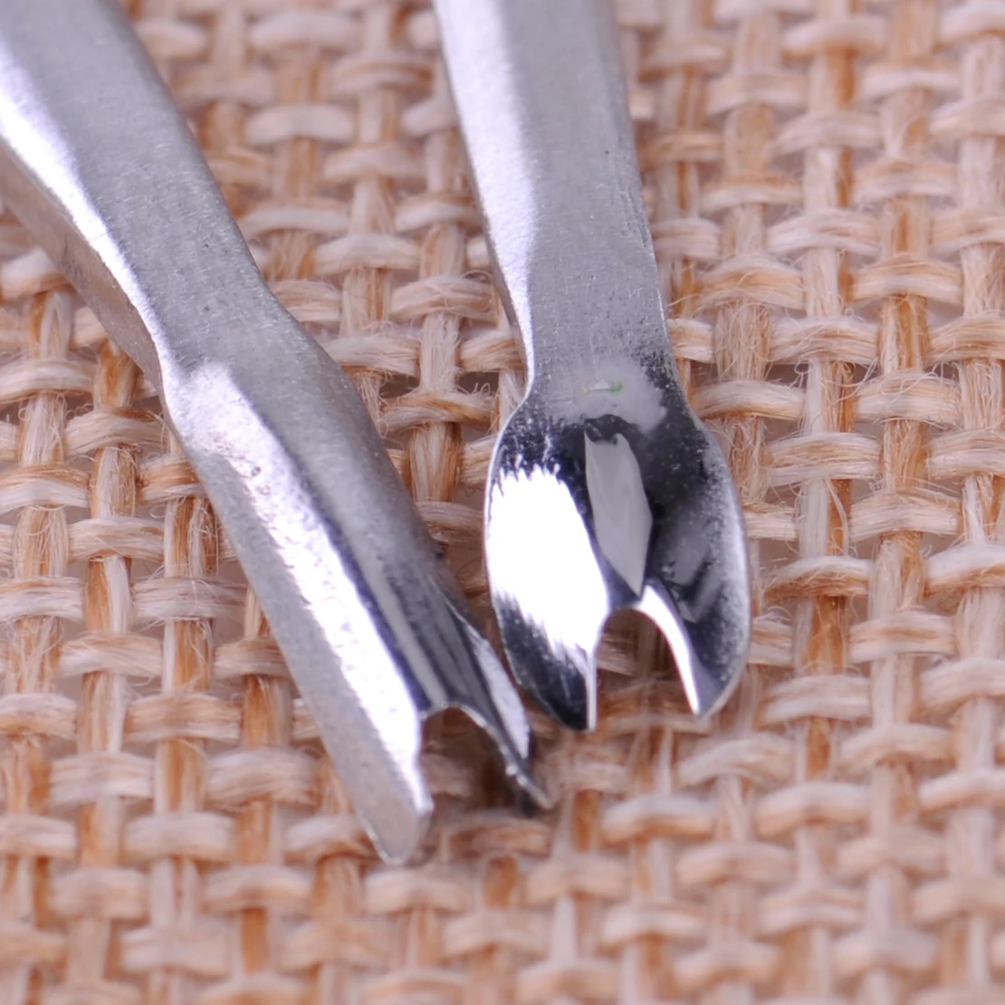 4Pcs/Set U+V Leather Edge Skiving Beveler Stitching Groover Craft DIY Tool Kit Sharp Keen Hand Working