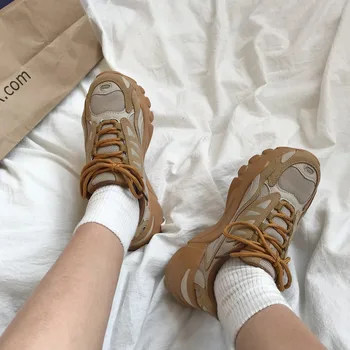 

2019 spring Harajuku style wild street shooting Korean version of running hiking shoes women's old shoes