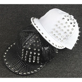 

Men Women Rivet Leather Cap Hip Hop Caps Fashion Street Solid Punk Style Unisex Rock Baseball Hats White Black Adjustable Adult