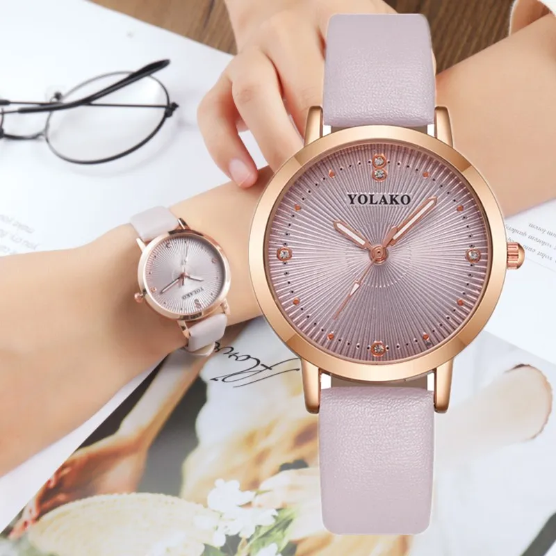 

Summer Romantic Women Watches Rhinestone Leather Bracelet Wristwatch Women Fashion Watches Ladies Alloy Analog Quartz Relojes
