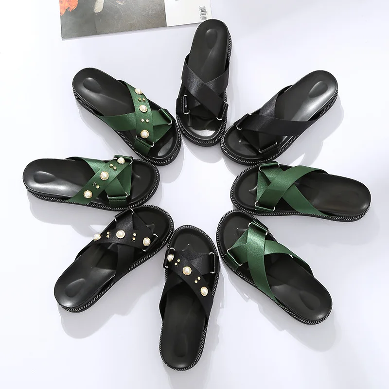 

FRALOSHA 2019 New Hot Sale Wedge With Flat Bottom Ladies Beach Shoes Green Black Summer Slip Sandals Pearl Flip Flops