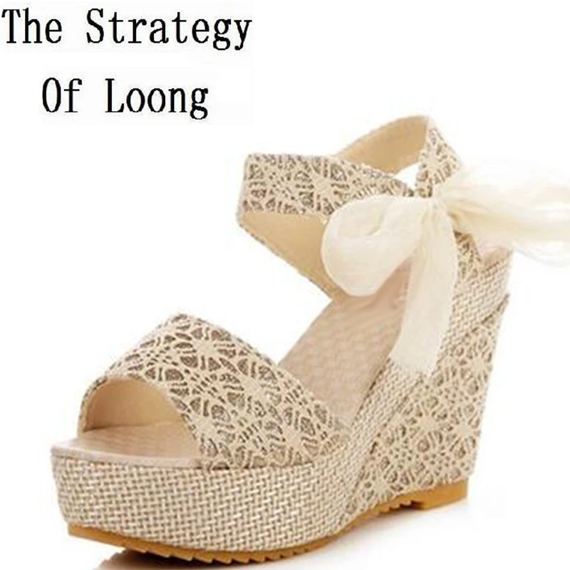 

Korean Style Wedge High Heel Peep Toe Chunky Heel Lace-up 2018 New Summer Women Sexy Sandals Shoes Size 35-39 SXQ0609