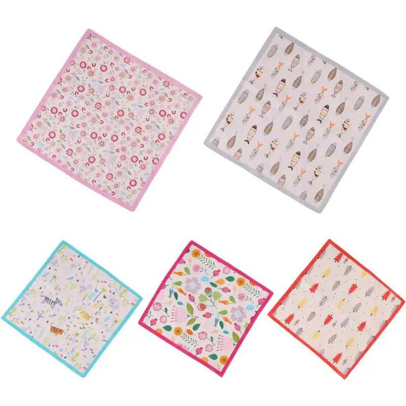 35x35cm Children Baby 60s Cotton Square Handkerchief Cute Cartoon Animal Fish Printing Toddler Towels Sweet Candy Color Hankies