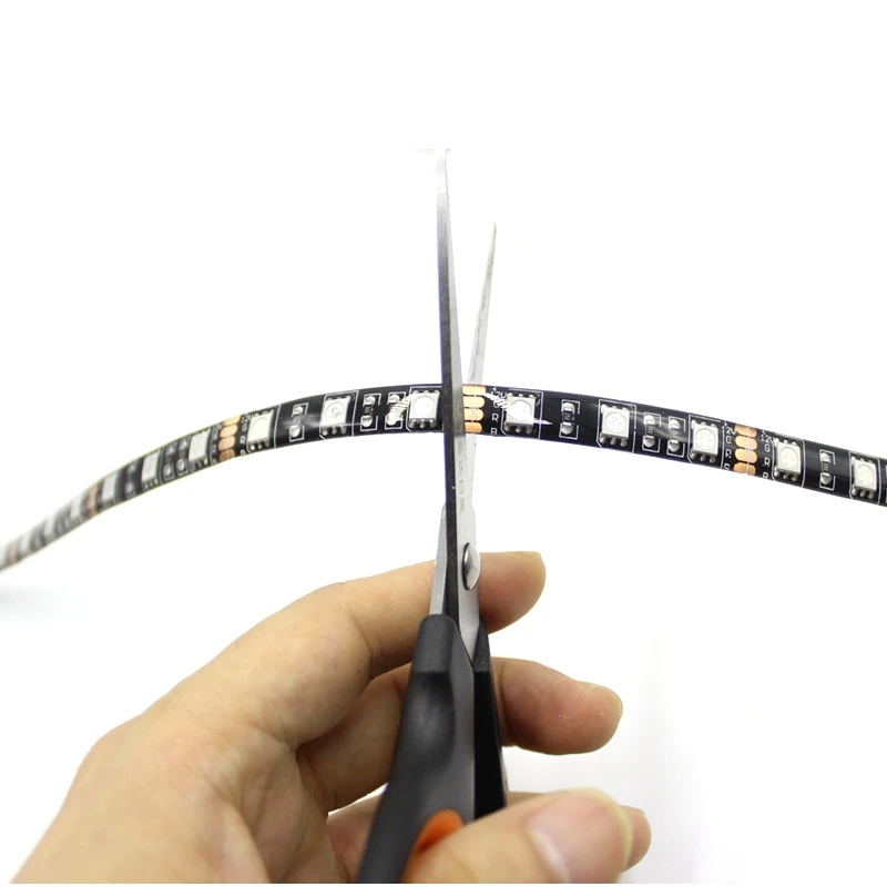 12 В постоянного тока Светодиодная лента 5050SMD 60 светодиодов/м черная печатная